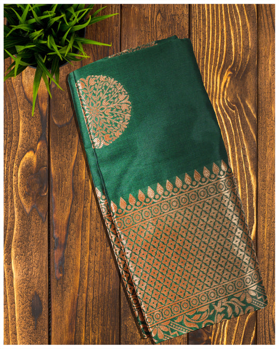 womens sarees  unique kerala sarees  sarees  saree  online saree  kerala sarees online  kerala sarees  Green Art Silk Sarees  Green Art Silk Saree